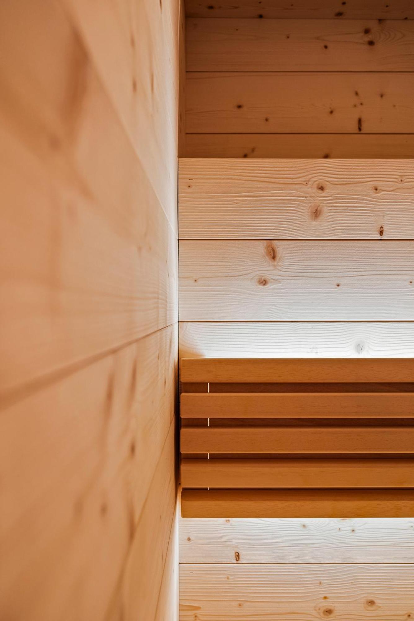 New Opening "Sissi Chalets" - Unique Luxury Hideaway With Mountain View & Sauna Mendola Exterior photo